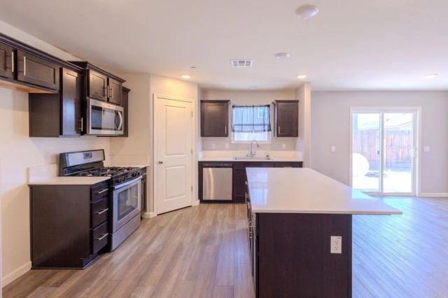 5803 Vespucci Avenue, Bakersfield, CA 93313