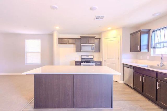 5803 Vespucci Avenue, Bakersfield, CA 93313