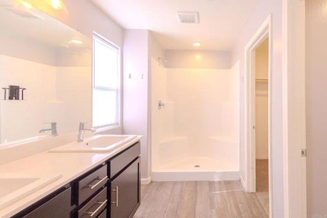 5803 Vespucci Avenue, Bakersfield, CA 93313