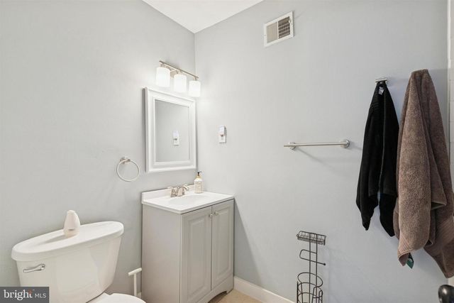 41 ZUMMO WAY, Norristown, PA 19401