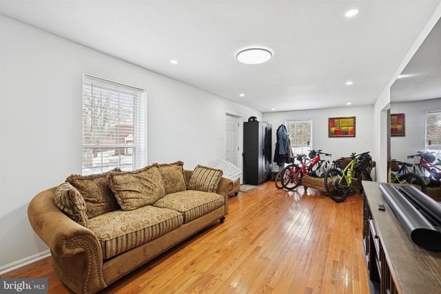 41 ZUMMO WAY, Norristown, PA 19401