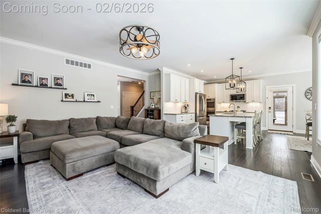 9522 Chalfonte Drive, Green Oak Township, MI 48116