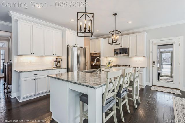 9522 Chalfonte Drive, Green Oak Township, MI 48116