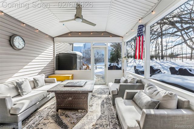 9522 Chalfonte Drive, Green Oak Township, MI 48116