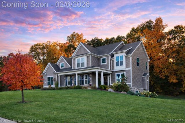 9522 Chalfonte Drive, Green Oak Township, MI 48116