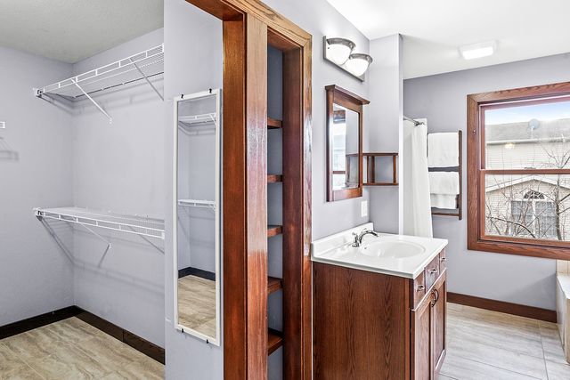 1515 Belclare Road, Normal, IL 61761