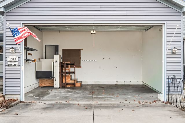 1515 Belclare Road, Normal, IL 61761