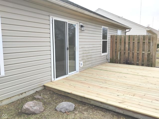 9714 Treyburn Lakes Drive, Indianapolis, IN 46239