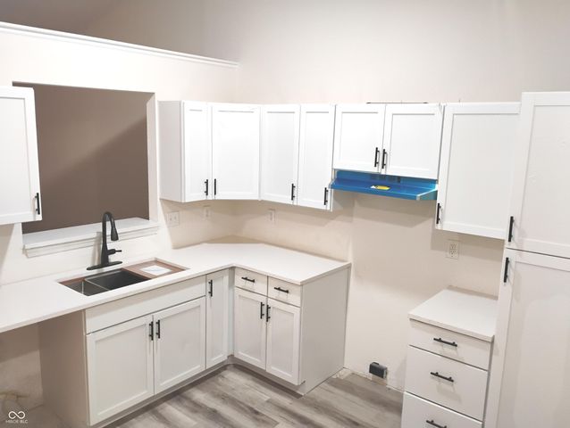 9714 Treyburn Lakes Drive, Indianapolis, IN 46239