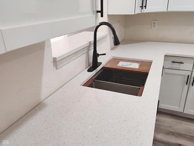 9714 Treyburn Lakes Drive, Indianapolis, IN 46239