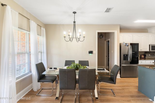 2508 Rue Beaux Chenes, Ocean Springs, MS 39564