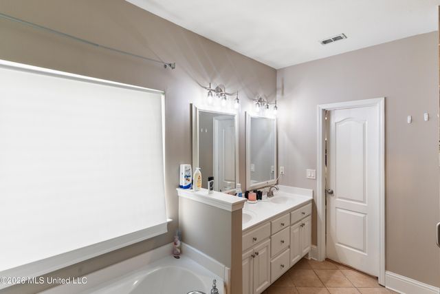 2508 Rue Beaux Chenes, Ocean Springs, MS 39564