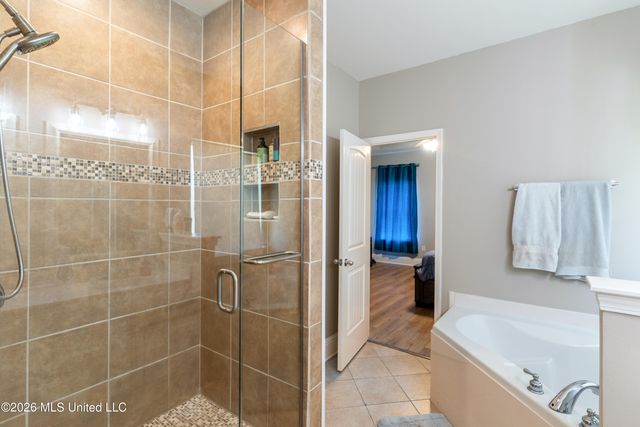 2508 Rue Beaux Chenes, Ocean Springs, MS 39564