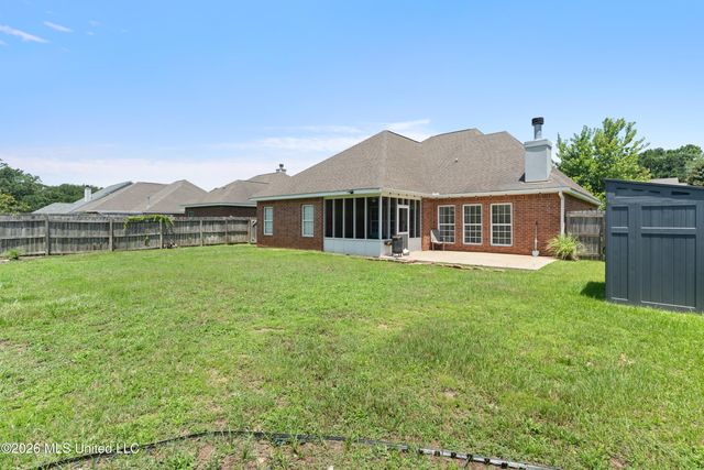 2508 Rue Beaux Chenes, Ocean Springs, MS 39564