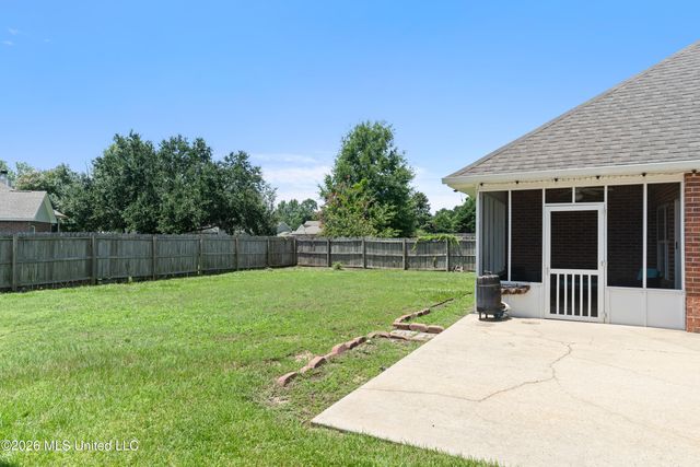 2508 Rue Beaux Chenes, Ocean Springs, MS 39564