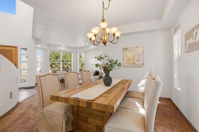 608 Posada Court SE, Albuquerque, NM 87123