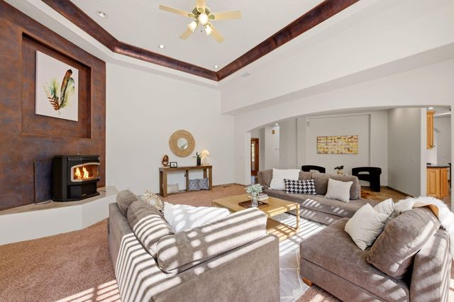 608 Posada Court SE, Albuquerque, NM 87123