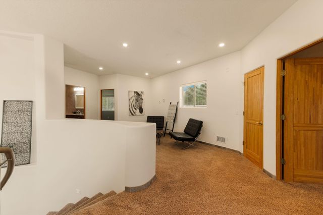 608 Posada Court SE, Albuquerque, NM 87123