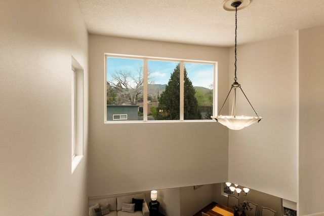 608 Posada Court SE, Albuquerque, NM 87123