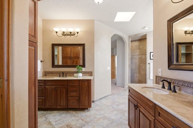 608 Posada Court SE, Albuquerque, NM 87123