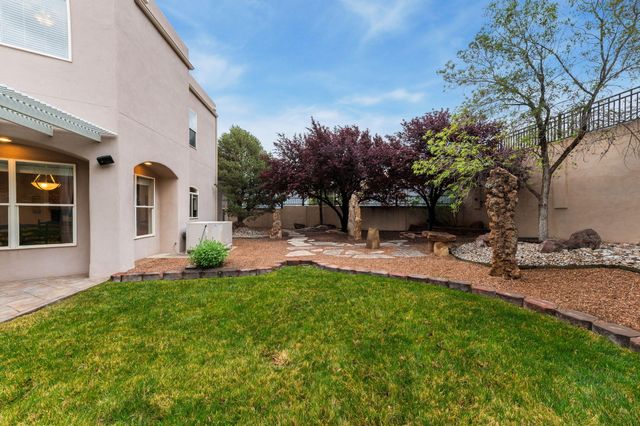 608 Posada Court SE, Albuquerque, NM 87123