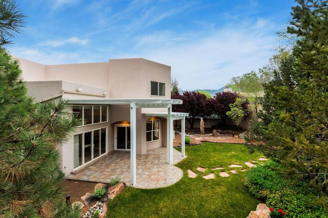 608 Posada Court SE, Albuquerque, NM 87123