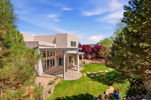 608 Posada Court SE, Albuquerque, NM 87123