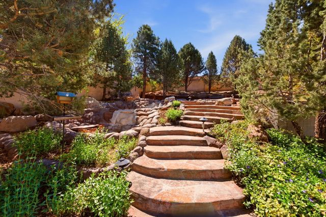 608 Posada Court SE, Albuquerque, NM 87123