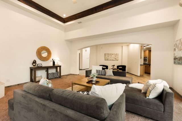 608 Posada Court SE, Albuquerque, NM 87123