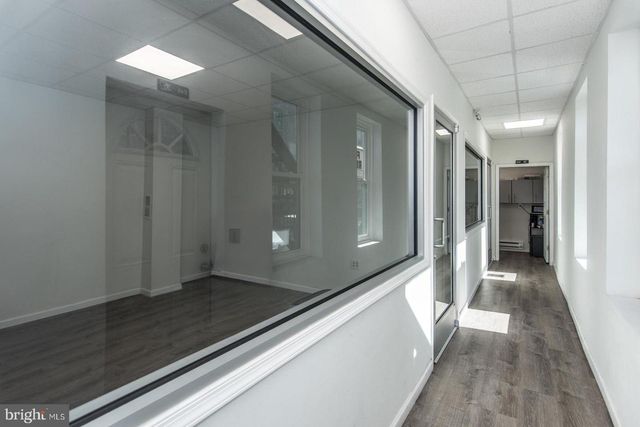 1901 N HOWARD ST, Philadelphia, PA 19122