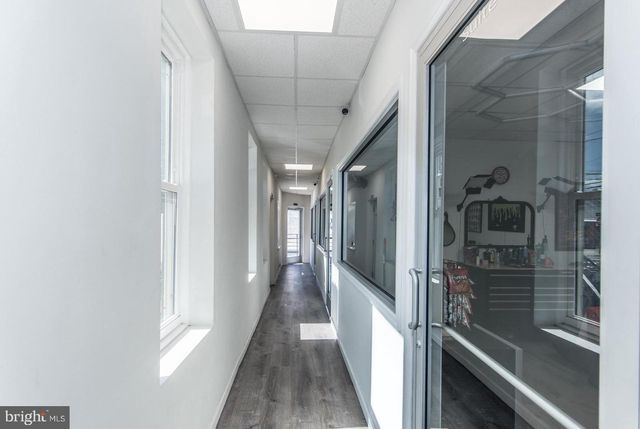 1901 N HOWARD ST, Philadelphia, PA 19122