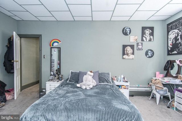 1901 N HOWARD ST, Philadelphia, PA 19122