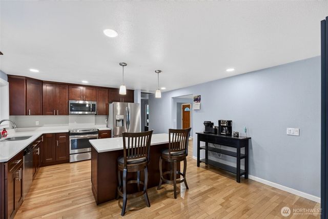 14401 106th Avenue Ct E, Puyallup, WA 98374