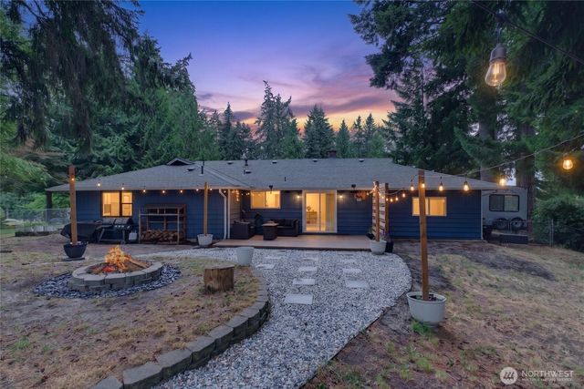 14401 106th Avenue Ct E, Puyallup, WA 98374