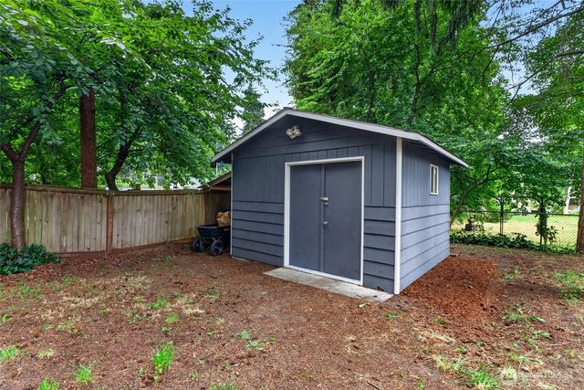 14401 106th Avenue Ct E, Puyallup, WA 98374