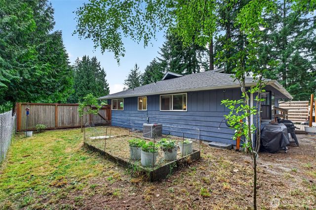 14401 106th Avenue Ct E, Puyallup, WA 98374