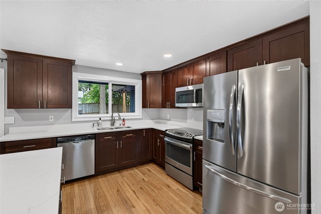 14401 106th Avenue Ct E, Puyallup, WA 98374