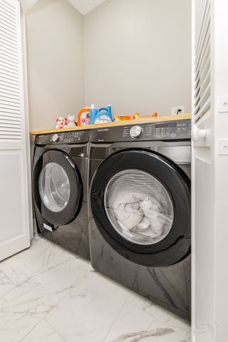 4448 Joliet Avenue, Lyons, IL 60534