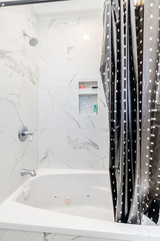 4448 Joliet Avenue, Lyons, IL 60534