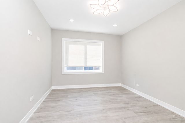 4448 Joliet Avenue, Lyons, IL 60534