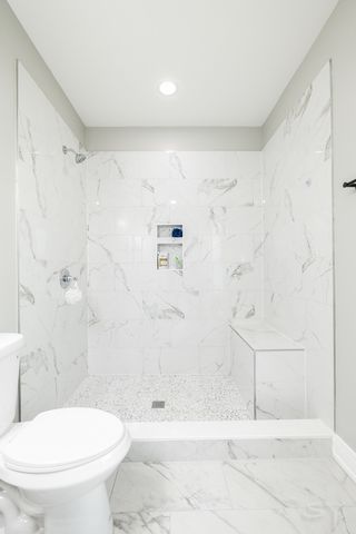 4448 Joliet Avenue, Lyons, IL 60534