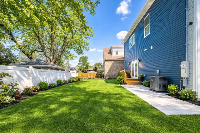 4448 Joliet Avenue, Lyons, IL 60534