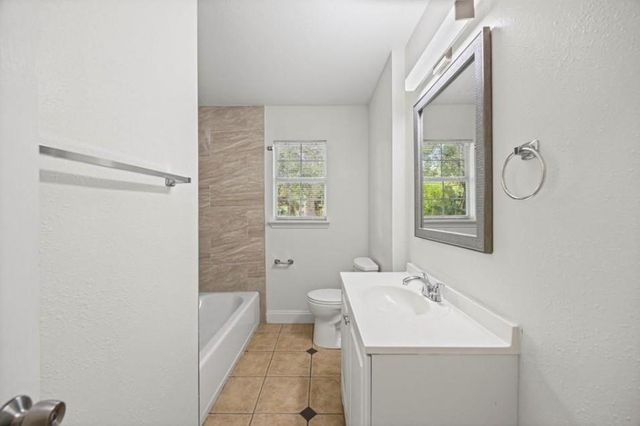 6410 Hartwick Road, Houston, TX 77016