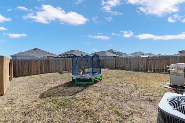 1437 Amy DR, Kyle, TX 78640