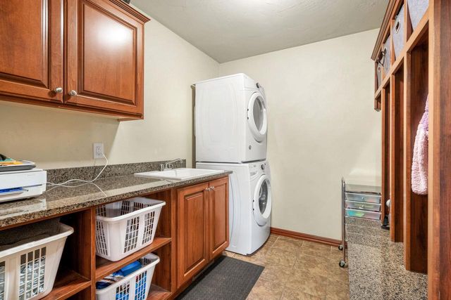4866 N WREN DRIVE, Appleton, WI 54913