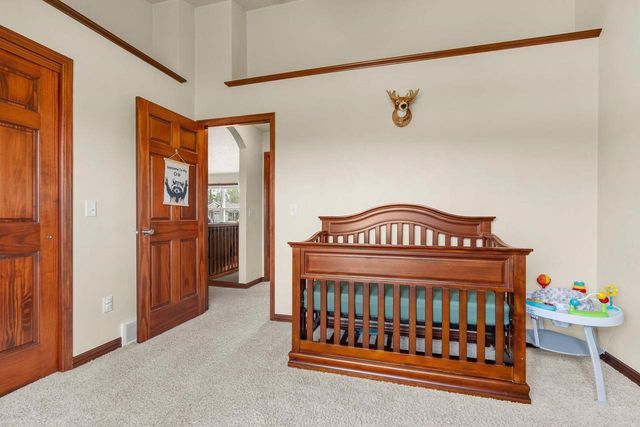 4866 N WREN DRIVE, Appleton, WI 54913