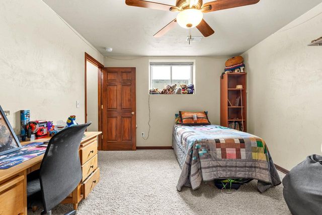 4866 N WREN DRIVE, Appleton, WI 54913
