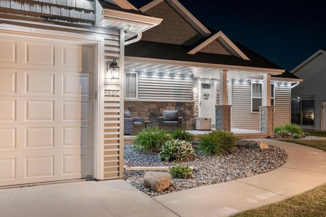 4866 N WREN DRIVE, Appleton, WI 54913
