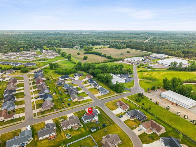 4866 N WREN DRIVE, Appleton, WI 54913