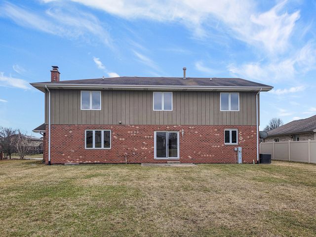 8548 Monaghan Drive, Tinley Park, IL 60487